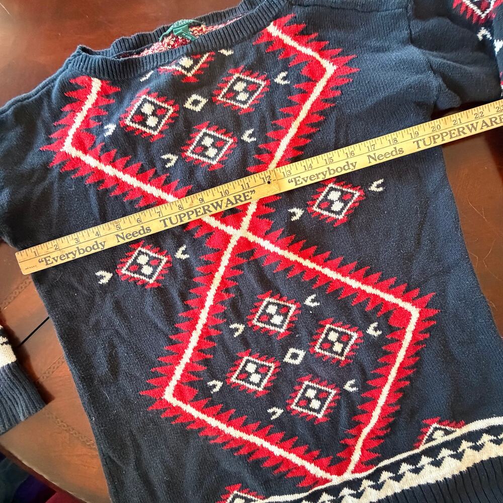 Lauren Ralph Lauren Women’s Medium southwestern Aztec print‎ sweater - Picture 5 of 7